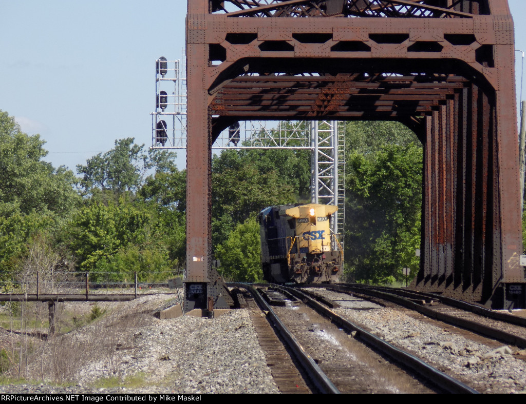 CSX 7700